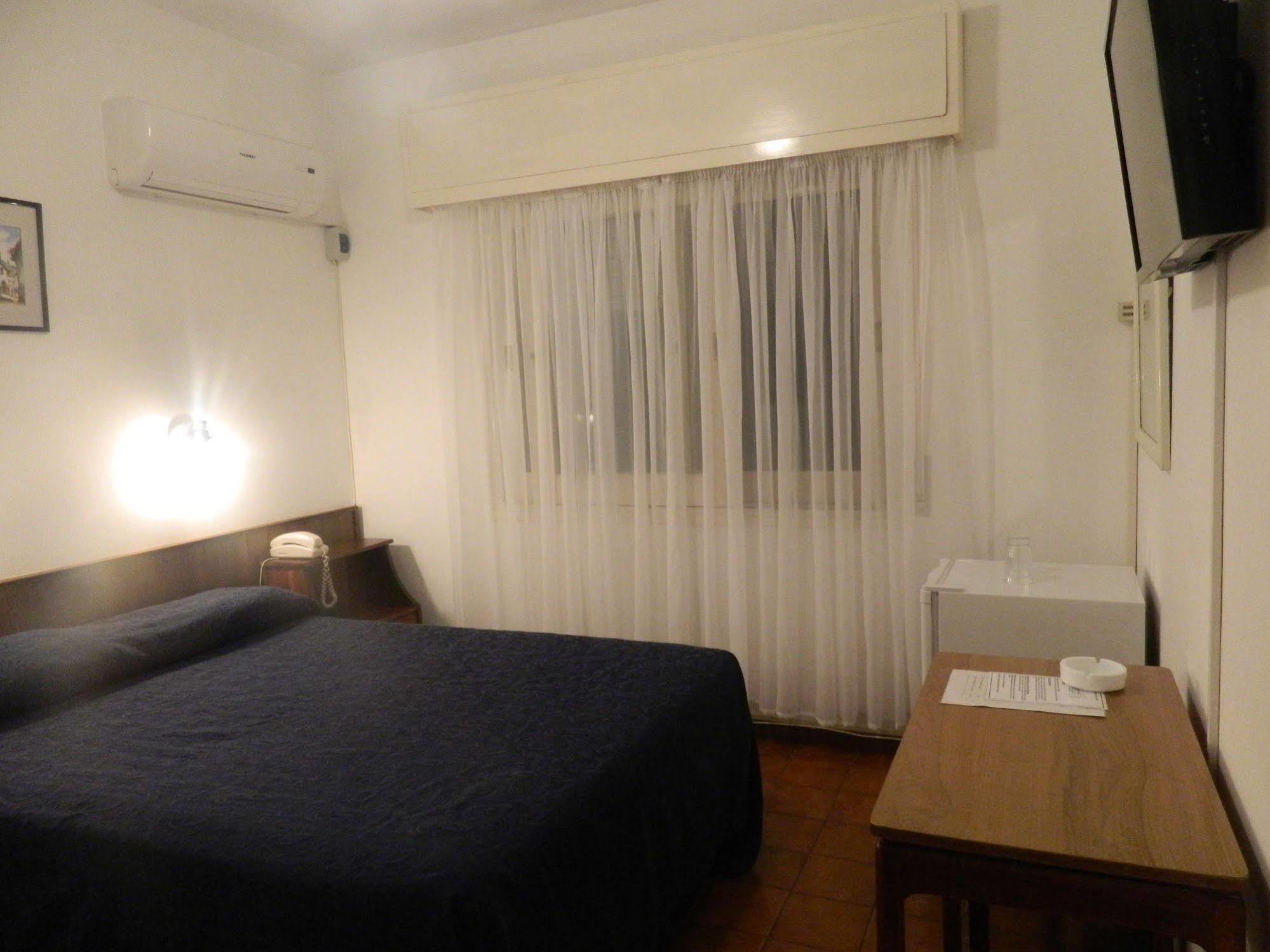 Dollar 2* Punta del Este